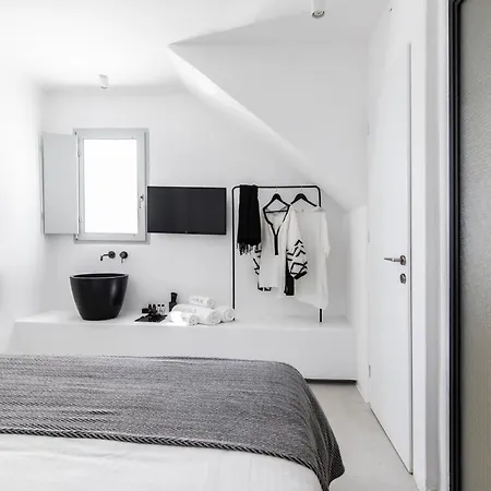 Nimbus Mykonos 4*